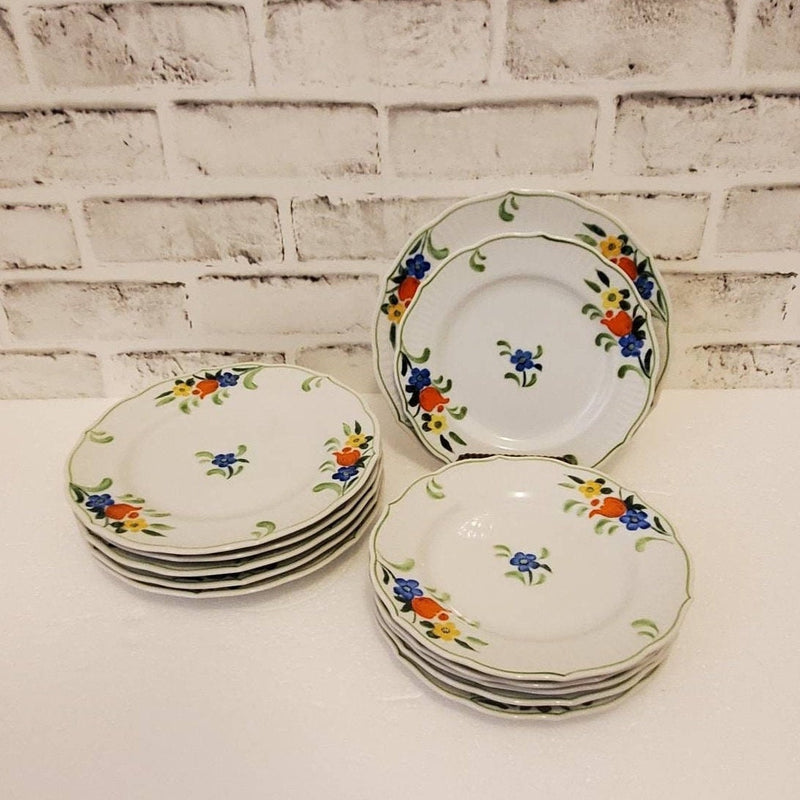 Vintage Taste Setter Plates, Collectible Floral Dinnerware Set